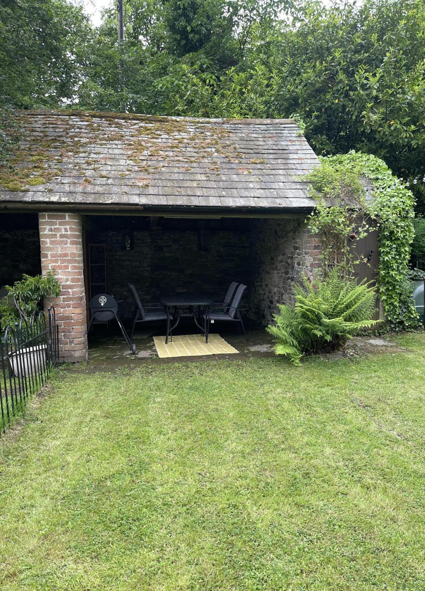 Stunning 2-Bedroomed Cottage Cockermouth Eksteriør bilde